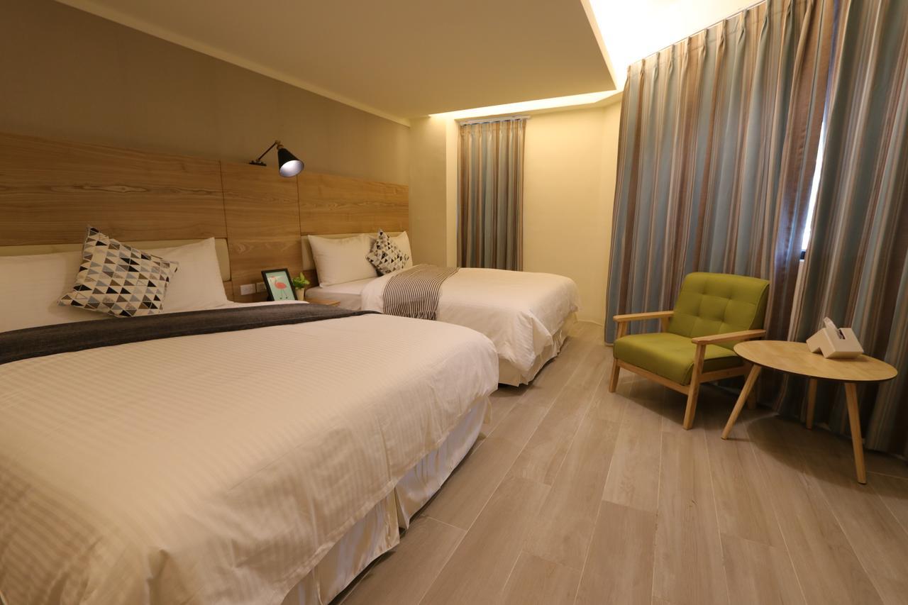 Flora Inn Тайнань Екстер'єр фото